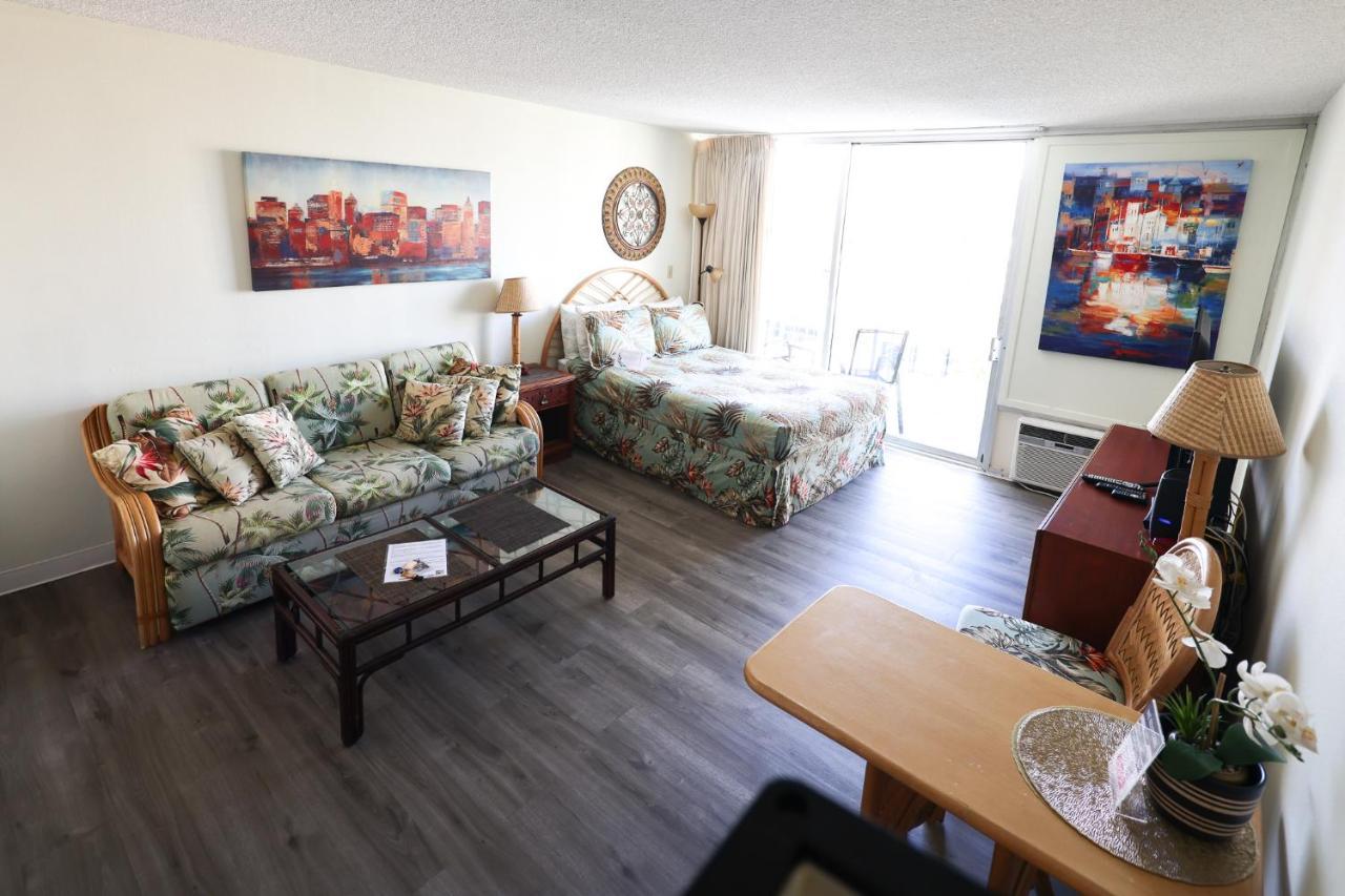 Tropical Studios At Marine Surf Waikiki - Free Parking - Best Location - Full Kitchen - Swimming Pool Honolulu Exterior foto